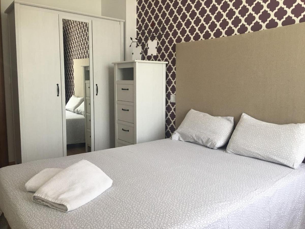Apartamentos Turisticos Rio Gallego Fontellas  Ngoại thất bức ảnh