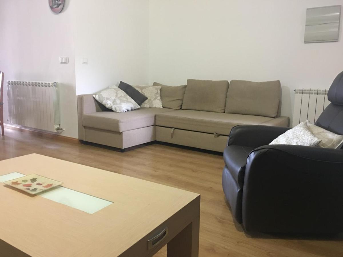 Apartamentos Turisticos Rio Gallego Fontellas  Ngoại thất bức ảnh
