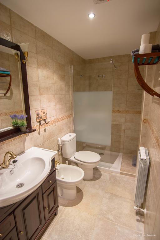 Apartamentos Turisticos Rio Gallego Fontellas  Ngoại thất bức ảnh